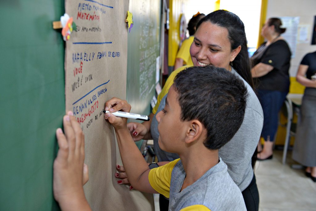 SP recebe selo ‘ouro’ do Compromisso Nacional Criança Alfabetizada