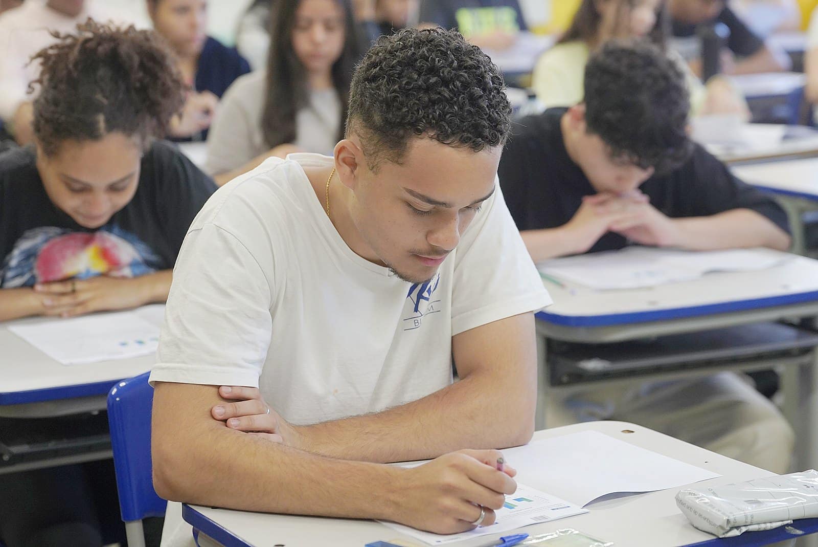 SP retoma Saresp para 3ª série do Ensino Médio e avalia aprendizagem de 339 mil estudantes